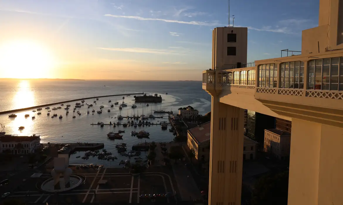 MPBA e Prefeitura firmam acordos para melhorar transporte público de Salvador